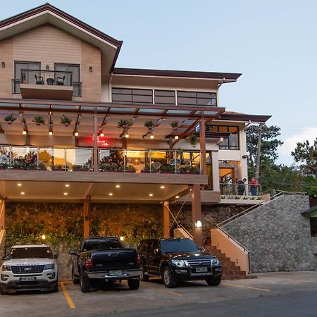 באגויו Giraffe Boutique Hotel מראה חיצוני תמונה