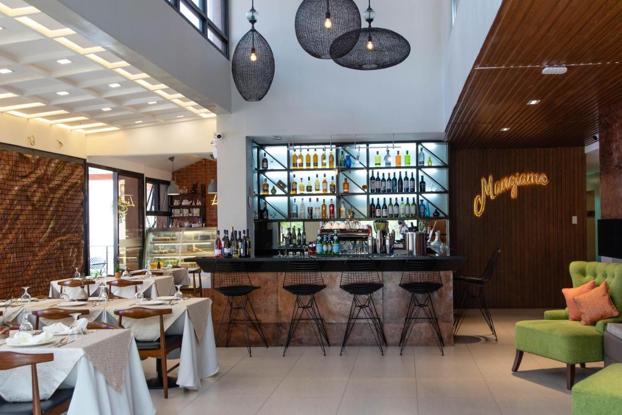 באגויו Giraffe Boutique Hotel מראה חיצוני תמונה