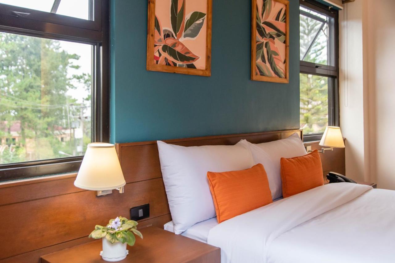 באגויו Giraffe Boutique Hotel מראה חיצוני תמונה