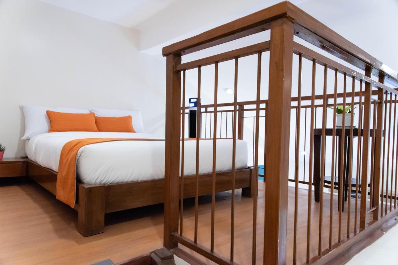באגויו Giraffe Boutique Hotel מראה חיצוני תמונה