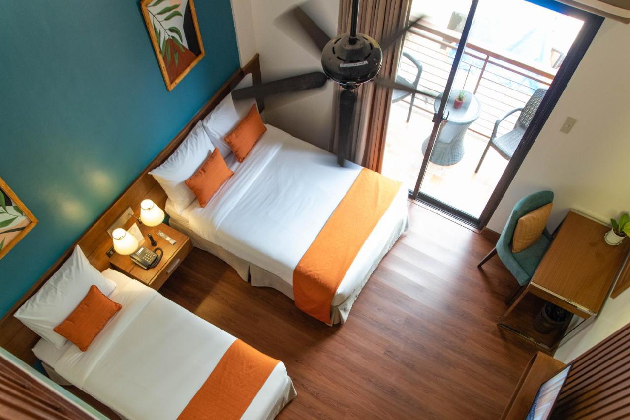 באגויו Giraffe Boutique Hotel מראה חיצוני תמונה
