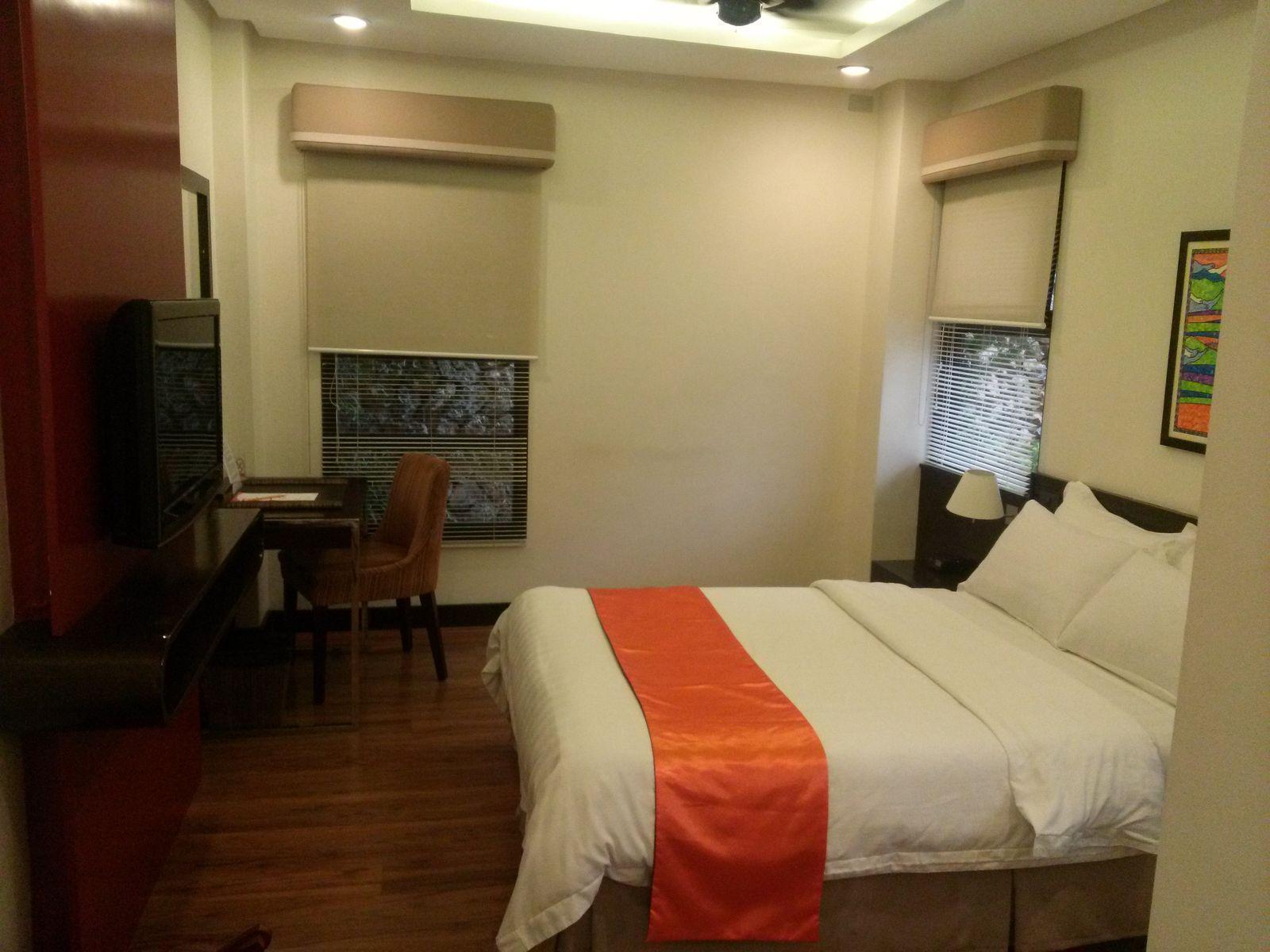 באגויו Giraffe Boutique Hotel מראה חיצוני תמונה
