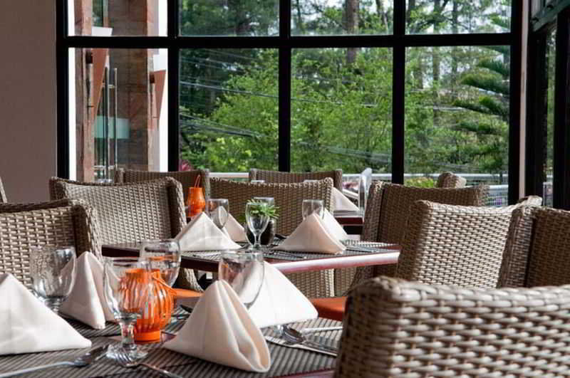 באגויו Giraffe Boutique Hotel מראה חיצוני תמונה