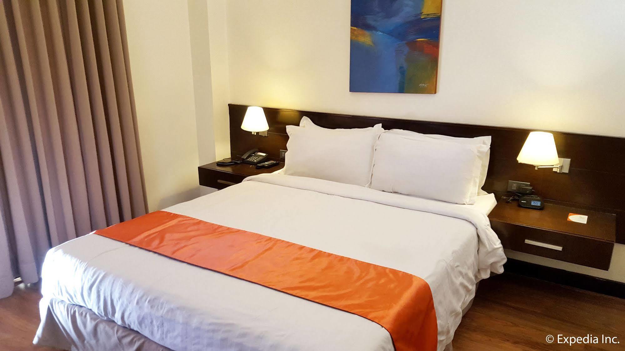 באגויו Giraffe Boutique Hotel מראה חיצוני תמונה